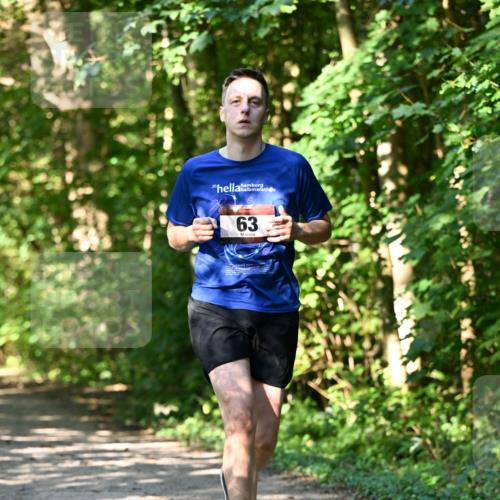 06.10.2024 - Bramfelder Halbmarathon 2024 Dr. Thomas Lammeyer http://msf.ph/oto/7343278 06.10.2024 10:55:23 Laufen 20, 63 meine-sportfotos.de