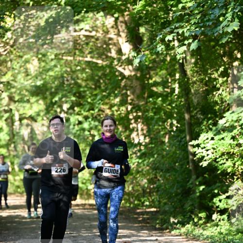 06.10.2024 - Bramfelder Halbmarathon 2024 Dr. Thomas Lammeyer http://msf.ph/oto/7343342 06.10.2024 10:55:53 Laufen 226 meine-sportfotos.de