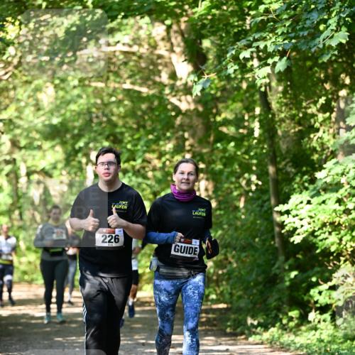 06.10.2024 - Bramfelder Halbmarathon 2024 Dr. Thomas Lammeyer http://msf.ph/oto/7343348 06.10.2024 10:55:53 Laufen 226 meine-sportfotos.de