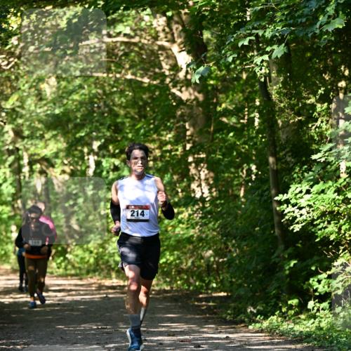 06.10.2024 - Bramfelder Halbmarathon 2024 Dr. Thomas Lammeyer http://msf.ph/oto/7343412 06.10.2024 10:56:23 Laufen 214 meine-sportfotos.de