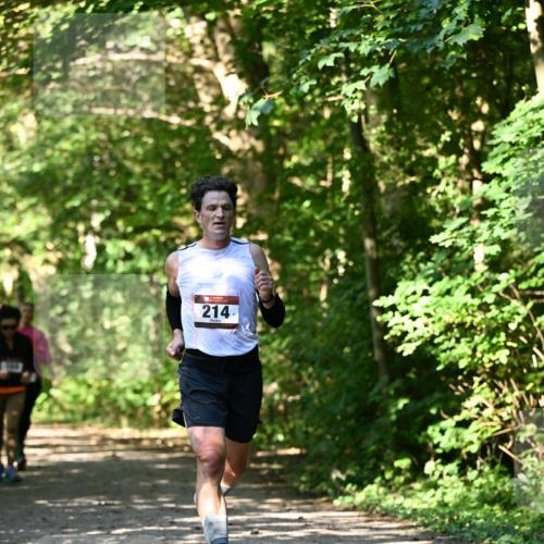 06.10.2024 - Bramfelder Halbmarathon 2024 Dr. Thomas Lammeyer http://msf.ph/oto/7343418 06.10.2024 10:56:23 Laufen 214 meine-sportfotos.de