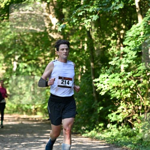 06.10.2024 - Bramfelder Halbmarathon 2024 Dr. Thomas Lammeyer http://msf.ph/oto/7343421 06.10.2024 10:56:24 Laufen 214 meine-sportfotos.de