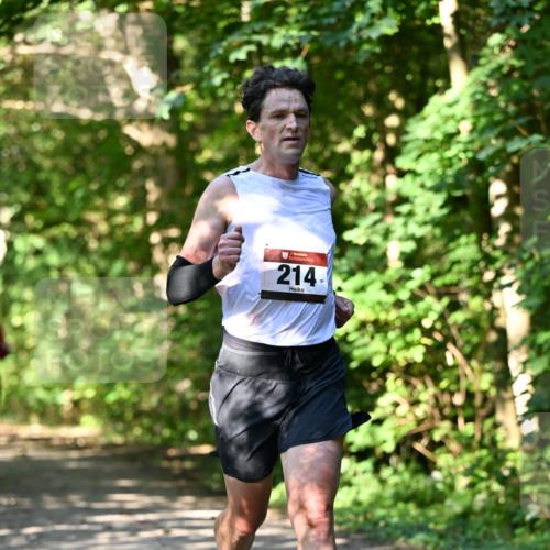 06.10.2024 - Bramfelder Halbmarathon 2024 Dr. Thomas Lammeyer http://msf.ph/oto/7343426 06.10.2024 10:56:24 Laufen 214 meine-sportfotos.de