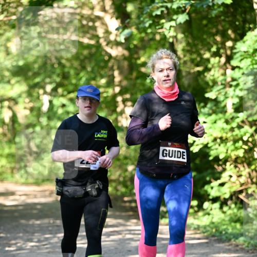 06.10.2024 - Bramfelder Halbmarathon 2024 Dr. Thomas Lammeyer http://msf.ph/oto/7343503 06.10.2024 10:56:58 Laufen  meine-sportfotos.de