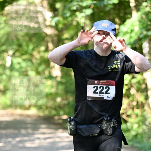 06.10.2024 - Bramfelder Halbmarathon 2024 Dr. Thomas Lammeyer http://msf.ph/oto/7343518 06.10.2024 10:57:00 Laufen 33, 222, 144 meine-sportfotos.de