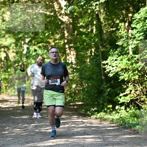 06.10.2024 - Bramfelder Halbmarathon 2024 Dr. Thomas Lammeyer http://msf.ph/oto/7343562 06.10.2024 10:57:27 Laufen 386 meine-sportfotos.de