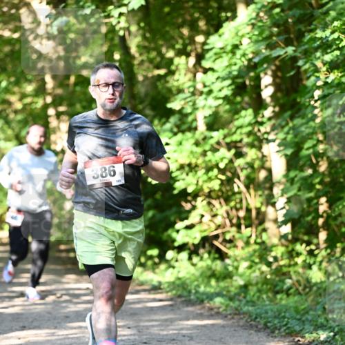 06.10.2024 - Bramfelder Halbmarathon 2024 Dr. Thomas Lammeyer http://msf.ph/oto/7343572 06.10.2024 10:57:28 Laufen 386, 161 meine-sportfotos.de