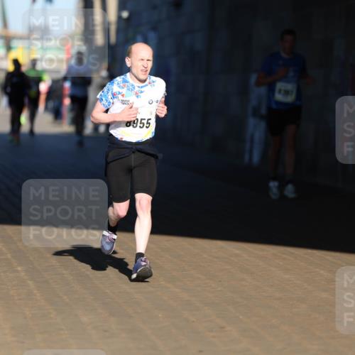 06.10.2024 - 19. swb-Marathon Bremen Michael Strokosch http://msf.ph/oto/7343970 06.10.2024 10:10:12 Laufen 955, 34 meine-sportfotos.de
