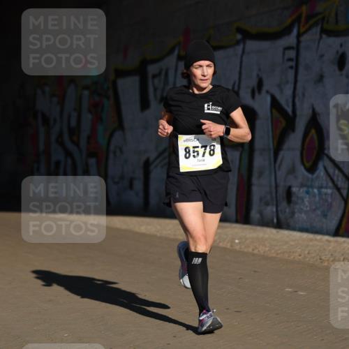 06.10.2024 - 19. swb-Marathon Bremen Michael Strokosch http://msf.ph/oto/7344621 06.10.2024 10:13:40 Laufen 8578 meine-sportfotos.de