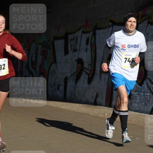 06.10.2024 - 19. swb-Marathon Bremen Michael Strokosch http://msf.ph/oto/7344739 06.10.2024 10:14:17 Laufen 8192, 749 meine-sportfotos.de