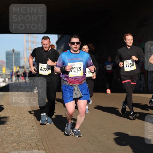 06.10.2024 - 19. swb-Marathon Bremen Michael Strokosch http://msf.ph/oto/7345380 06.10.2024 10:17:01 Laufen 8023, 2024, 2024, 1213, 710, 7730, 8040, 8 meine-sportfotos.de