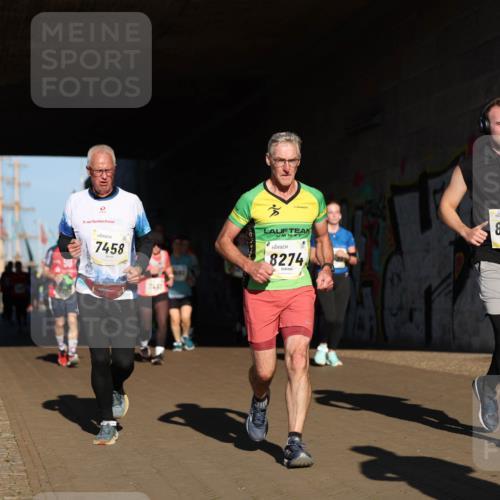 06.10.2024 - 19. swb-Marathon Bremen Michael Strokosch http://msf.ph/oto/7345404 06.10.2024 10:17:06 Laufen 18, 7458, 7487, 8274, 8958 meine-sportfotos.de