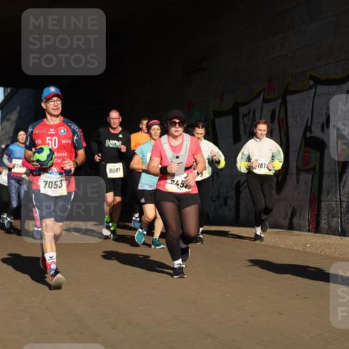06.10.2024 - 19. swb-Marathon Bremen Michael Strokosch http://msf.ph/oto/7345419 06.10.2024 10:17:09 Laufen 50, 545, 7053, 9081, 24, 161 meine-sportfotos.de