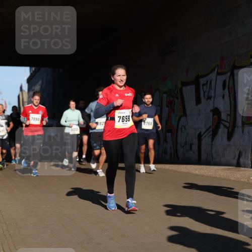 06.10.2024 - 19. swb-Marathon Bremen Michael Strokosch http://msf.ph/oto/7345449 06.10.2024 10:17:15 Laufen 8717, 1437, 7990, 8013, 862, 7659, 8768, 87, 864 meine-sportfotos.de