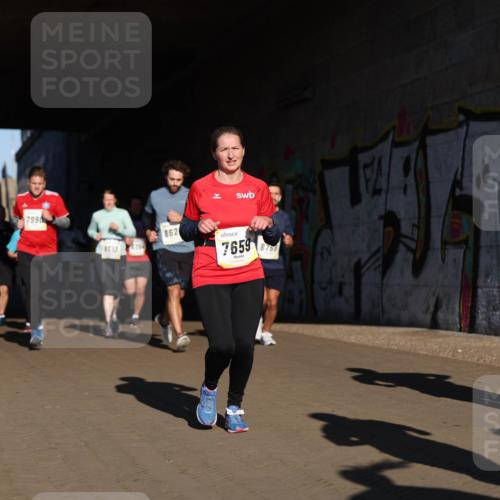 06.10.2024 - 19. swb-Marathon Bremen Michael Strokosch http://msf.ph/oto/7345451 06.10.2024 10:17:16 Laufen 1717, 8437, 7990, 862, 8013294, 7659, 87, 8748 meine-sportfotos.de
