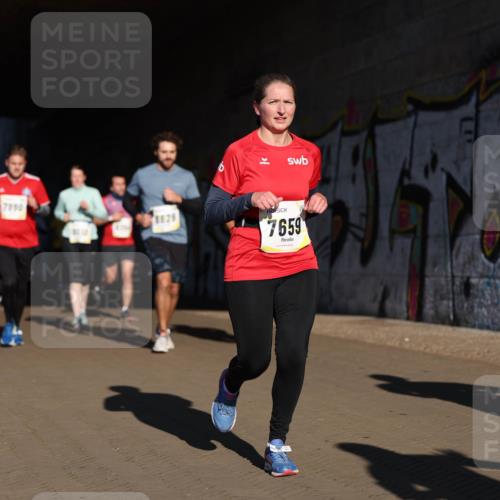 06.10.2024 - 19. swb-Marathon Bremen Michael Strokosch http://msf.ph/oto/7345457 06.10.2024 10:17:16 Laufen 7990, 3717, 8629, 7659 meine-sportfotos.de