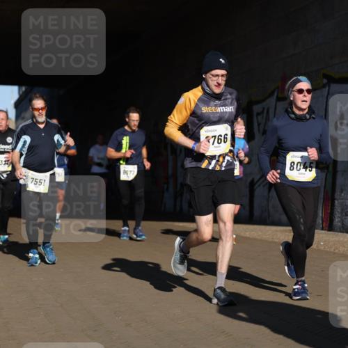 06.10.2024 - 19. swb-Marathon Bremen Michael Strokosch http://msf.ph/oto/7345537 06.10.2024 10:17:33 Laufen 832, 7551, 751, 8677, 766, 8045 meine-sportfotos.de
