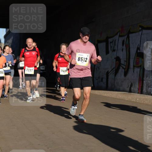 06.10.2024 - 19. swb-Marathon Bremen Michael Strokosch http://msf.ph/oto/7345560 06.10.2024 10:17:38 Laufen 8123, 7233, 9050, 7486, 8512 meine-sportfotos.de