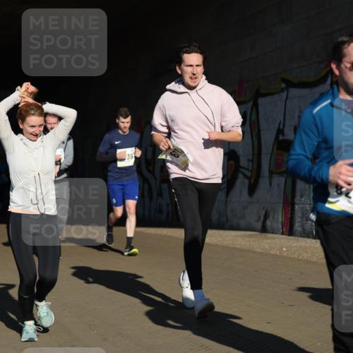 06.10.2024 - 19. swb-Marathon Bremen Michael Strokosch http://msf.ph/oto/7345666 06.10.2024 10:18:01 Laufen 7872, 39, 269 meine-sportfotos.de