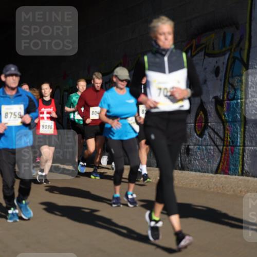 06.10.2024 - 19. swb-Marathon Bremen Michael Strokosch http://msf.ph/oto/7345700 06.10.2024 10:18:08 Laufen 8874, 3, 32, 8759, 9086, 804, 705, 78 meine-sportfotos.de