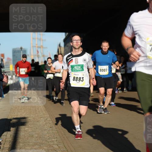 06.10.2024 - 19. swb-Marathon Bremen Michael Strokosch http://msf.ph/oto/7345711 06.10.2024 10:18:12 Laufen 913, 6, 8883, 9007, 32, 7890 meine-sportfotos.de