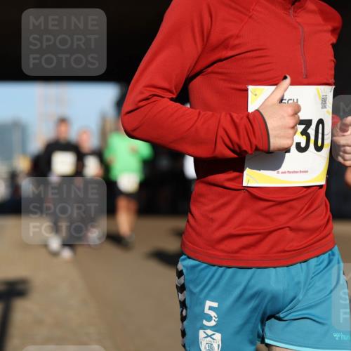 06.10.2024 - 19. swb-Marathon Bremen Michael Strokosch http://msf.ph/oto/7345739 06.10.2024 10:18:17 Laufen 30, 19 meine-sportfotos.de