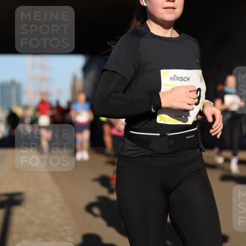 06.10.2024 - 19. swb-Marathon Bremen Michael Strokosch http://msf.ph/oto/7345760 06.10.2024 10:18:21 Laufen 11, 18 meine-sportfotos.de