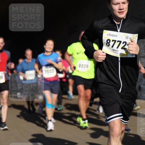 06.10.2024 - 19. swb-Marathon Bremen Michael Strokosch http://msf.ph/oto/7345787 06.10.2024 10:18:26 Laufen 4338, 7502, 8829, 8772, 8882 meine-sportfotos.de