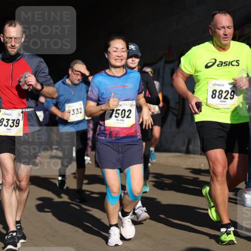 06.10.2024 - 19. swb-Marathon Bremen Michael Strokosch http://msf.ph/oto/7345794 06.10.2024 10:18:27 Laufen 7108, 2024, 29241, 8829, 8339, 9332, 7502 meine-sportfotos.de