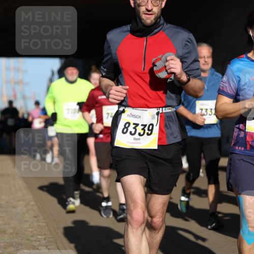 06.10.2024 - 19. swb-Marathon Bremen Michael Strokosch http://msf.ph/oto/7345800 06.10.2024 10:18:28 Laufen 710, 74, 8339, 2331, 19, 2024, 1502 meine-sportfotos.de