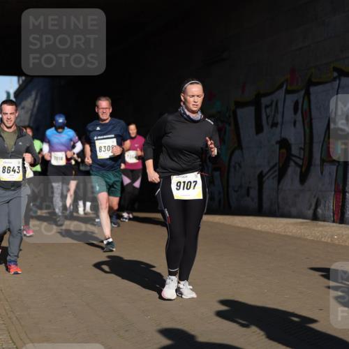 06.10.2024 - 19. swb-Marathon Bremen Michael Strokosch http://msf.ph/oto/7345859 06.10.2024 10:18:43 Laufen 8643, 7018, 830, 734, 9107 meine-sportfotos.de