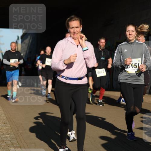 06.10.2024 - 19. swb-Marathon Bremen Michael Strokosch http://msf.ph/oto/7345913 06.10.2024 10:18:53 Laufen 9073, 3451 meine-sportfotos.de