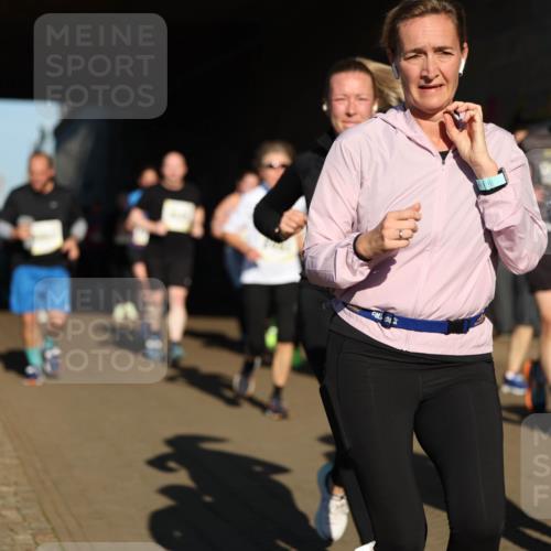 06.10.2024 - 19. swb-Marathon Bremen Michael Strokosch http://msf.ph/oto/7345916 06.10.2024 10:18:53 Laufen  meine-sportfotos.de