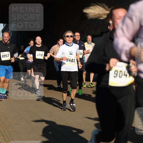 06.10.2024 - 19. swb-Marathon Bremen Michael Strokosch http://msf.ph/oto/7345919 06.10.2024 10:18:54 Laufen 8957, 8612, 8463, 34, 904 meine-sportfotos.de
