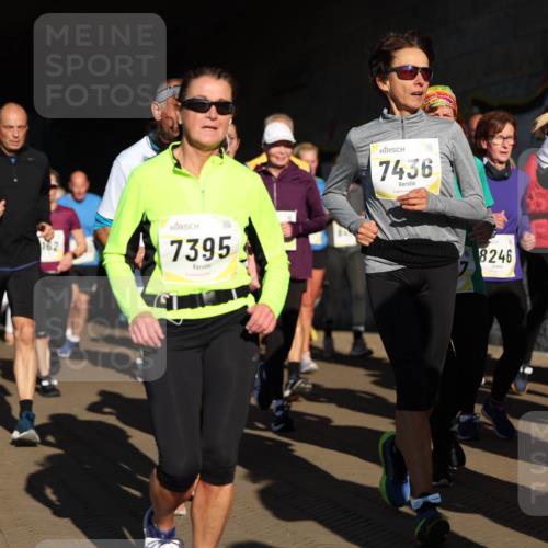 06.10.2024 - 19. swb-Marathon Bremen Michael Strokosch http://msf.ph/oto/7345982 06.10.2024 10:19:05 Laufen 7442, 7395, 7436, 8246, 7478 meine-sportfotos.de