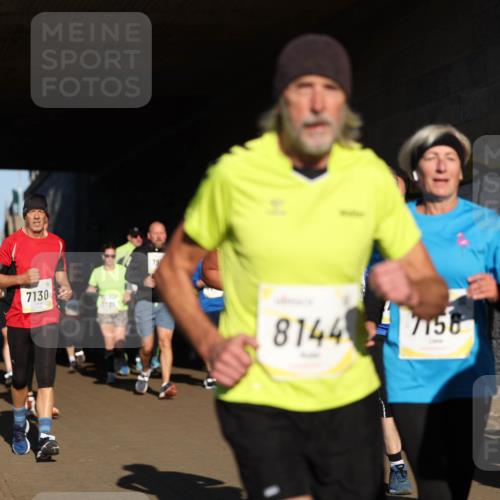 06.10.2024 - 19. swb-Marathon Bremen Michael Strokosch http://msf.ph/oto/7346072 06.10.2024 10:19:29 Laufen 8270, 7130, 7221, 79, 8144, 7158, 87 meine-sportfotos.de