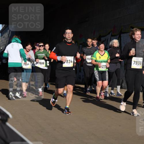 06.10.2024 - 19. swb-Marathon Bremen Michael Strokosch http://msf.ph/oto/7346168 06.10.2024 10:19:47 Laufen 7644, 7944, 8170, 7094, 637686, 783, 834, 273, 7939, 880 meine-sportfotos.de