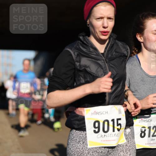 06.10.2024 - 19. swb-Marathon Bremen Michael Strokosch http://msf.ph/oto/7346185 06.10.2024 10:19:51 Laufen 9015, 8122, 19 meine-sportfotos.de