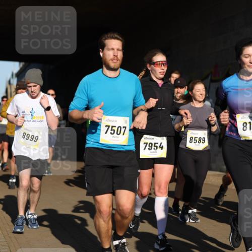 06.10.2024 - 19. swb-Marathon Bremen Michael Strokosch http://msf.ph/oto/7346206 06.10.2024 10:19:56 Laufen 40, 2024, 8999, 7507, 7954, 8589, 3024, 8170, 842 meine-sportfotos.de