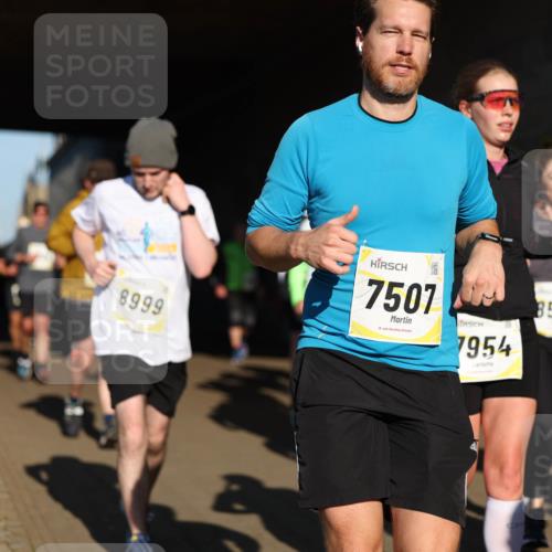 06.10.2024 - 19. swb-Marathon Bremen Michael Strokosch http://msf.ph/oto/7346212 06.10.2024 10:19:57 Laufen 8999, 7507, 7954, 8589, 700 meine-sportfotos.de