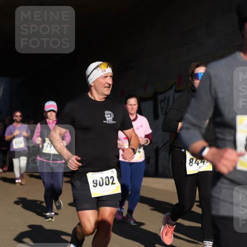 06.10.2024 - 19. swb-Marathon Bremen Michael Strokosch http://msf.ph/oto/7346234 06.10.2024 10:20:02 Laufen 79, 9002, 844, 8704 meine-sportfotos.de