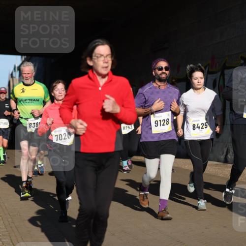 06.10.2024 - 19. swb-Marathon Bremen Michael Strokosch http://msf.ph/oto/7346245 06.10.2024 10:20:06 Laufen 7020, 8253, 9128, 8425, 9566, 76, 7460, 836 meine-sportfotos.de