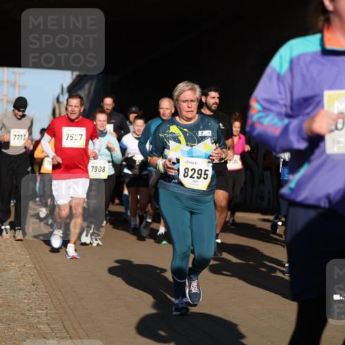 06.10.2024 - 19. swb-Marathon Bremen Michael Strokosch http://msf.ph/oto/7346481 06.10.2024 10:20:55 Laufen 7773, 7527, 7908, 8295, 0666 meine-sportfotos.de