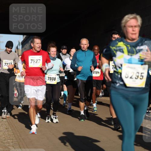 06.10.2024 - 19. swb-Marathon Bremen Michael Strokosch http://msf.ph/oto/7346487 06.10.2024 10:20:56 Laufen 7772, 7645, 7527, 7908, 558, 8184, 7, 821, 8295, 7960 meine-sportfotos.de