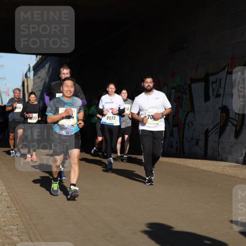 06.10.2024 - 19. swb-Marathon Bremen Michael Strokosch http://msf.ph/oto/7346524 06.10.2024 10:21:05 Laufen 010, 0, 7833, 8077, 19, 70 meine-sportfotos.de