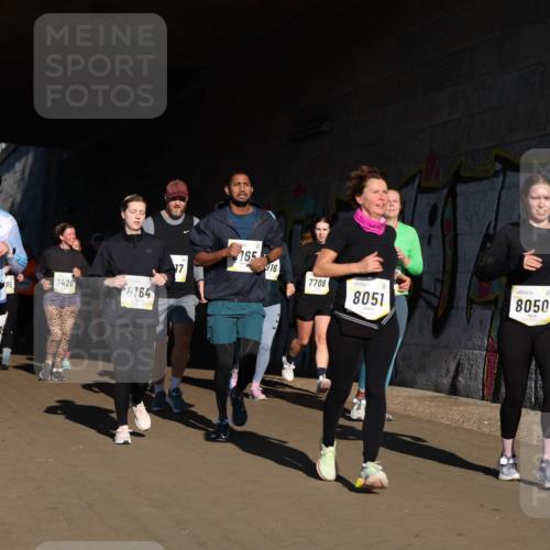 06.10.2024 - 19. swb-Marathon Bremen Michael Strokosch http://msf.ph/oto/7346616 06.10.2024 10:21:22 Laufen 7062, 879, 7420, 8164, 165, 17, 916, 7708, 8051, 8050 meine-sportfotos.de
