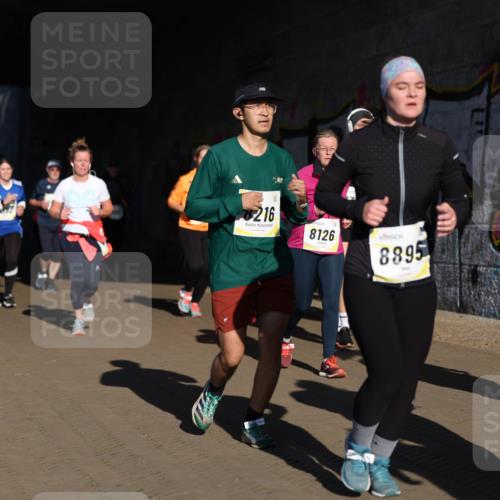 06.10.2024 - 19. swb-Marathon Bremen Michael Strokosch http://msf.ph/oto/7346636 06.10.2024 10:21:28 Laufen 7593, 962, 216, 8126, 8895, 8921 meine-sportfotos.de