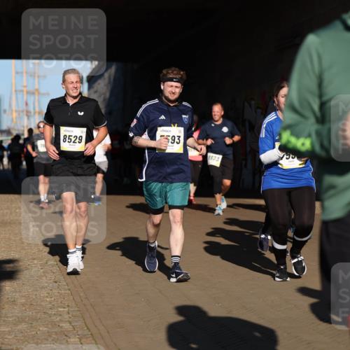 06.10.2024 - 19. swb-Marathon Bremen Michael Strokosch http://msf.ph/oto/7346656 06.10.2024 10:21:32 Laufen 8529, 593, 7062, 750, 623 meine-sportfotos.de