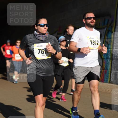 06.10.2024 - 19. swb-Marathon Bremen Michael Strokosch http://msf.ph/oto/7346688 06.10.2024 10:21:38 Laufen 761, 681, 7612 meine-sportfotos.de