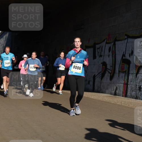 06.10.2024 - 19. swb-Marathon Bremen Michael Strokosch http://msf.ph/oto/7346708 06.10.2024 10:21:46 Laufen 8249, 7780, 7468, 912582, 8114, 9006 meine-sportfotos.de